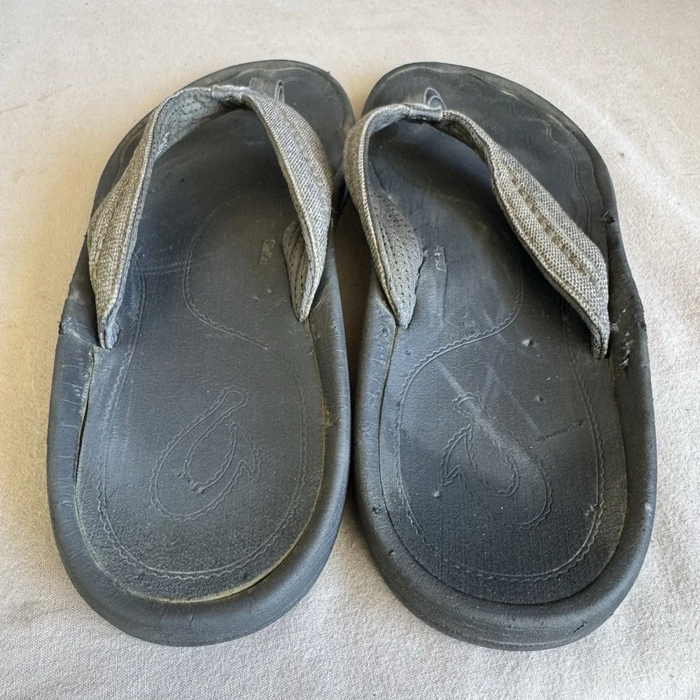 Size 13 - OluKai Hokua Mesh Flip Flops Gray Sandals Men's